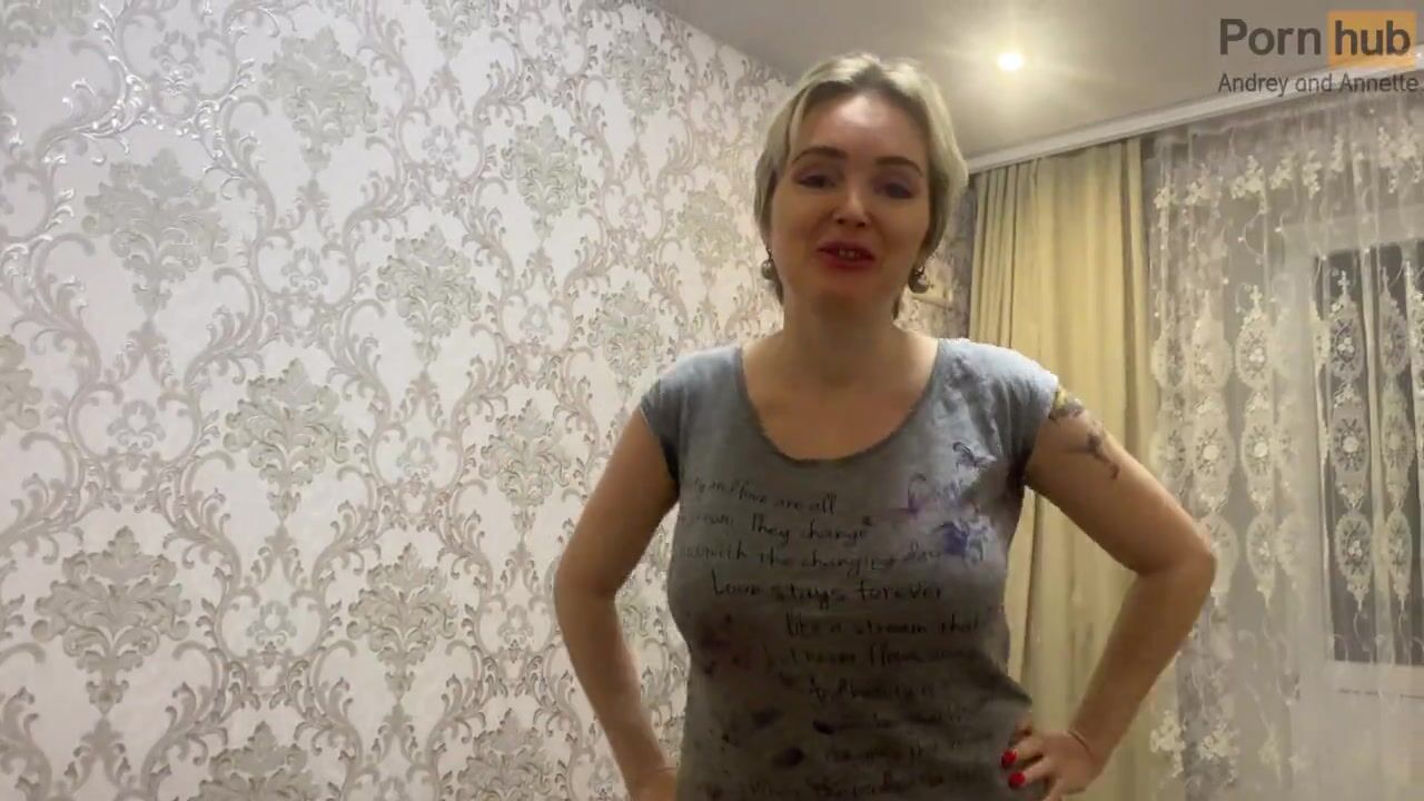Русская проститутка делает минет в сауне москвы порно видео